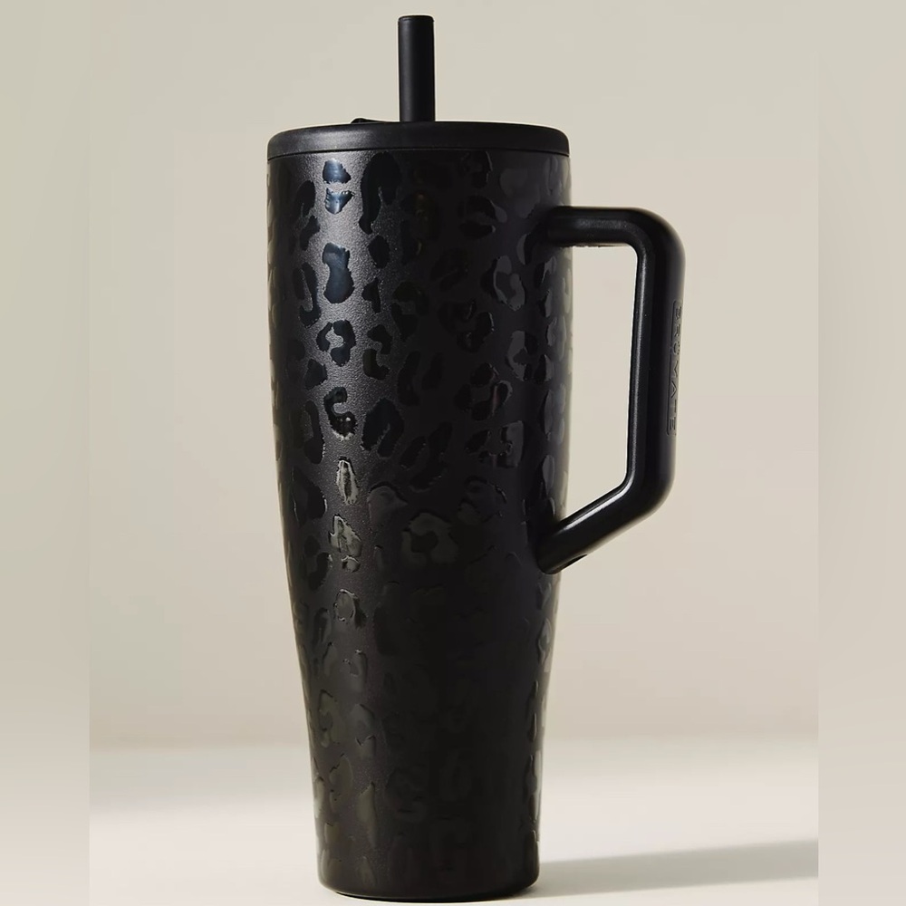 BrüMate Era w/ Straw Covers (Matching Magnetic) - 40oz Black Leopard Tumbler
